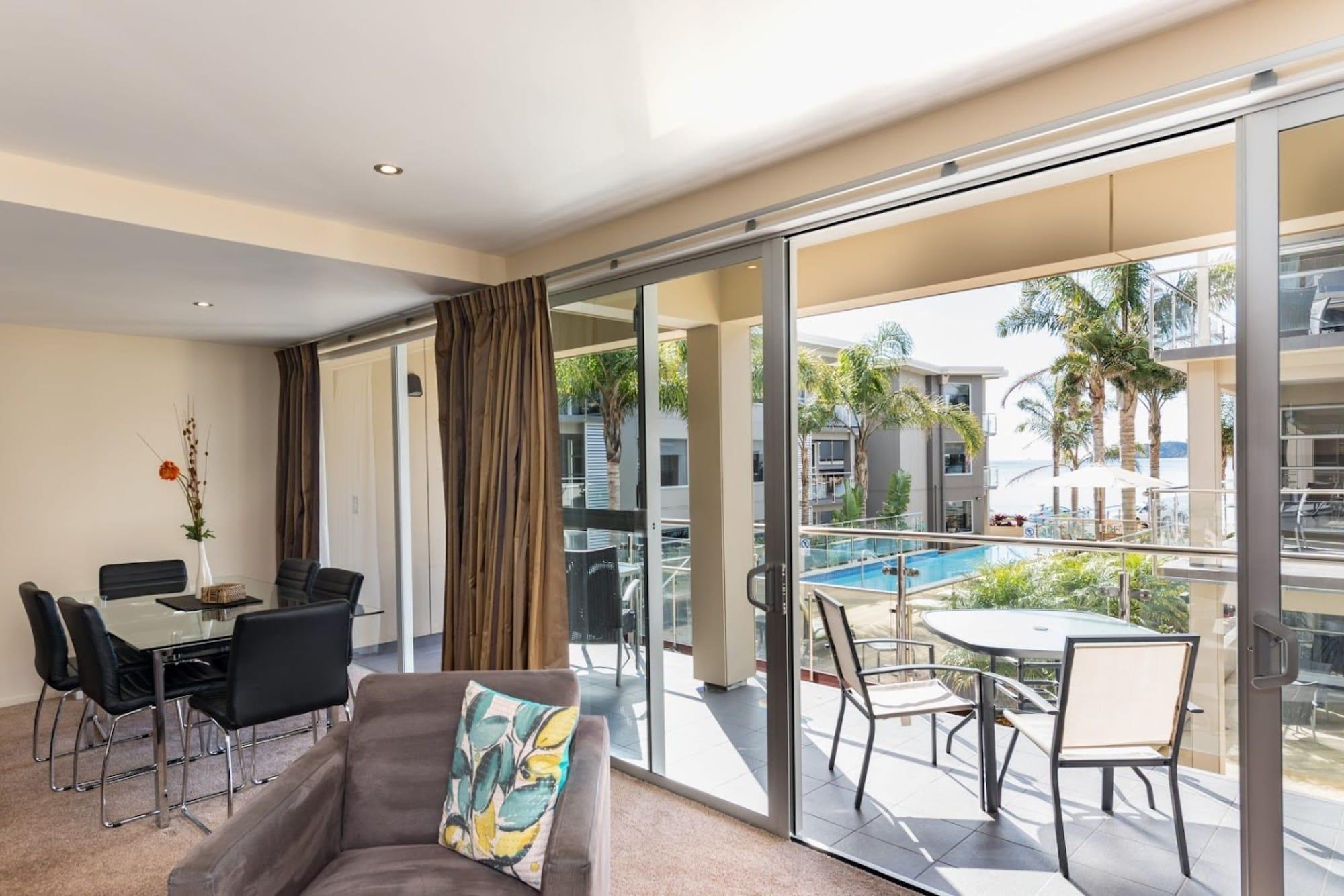 Edgewater Palms Apartments Пейхия Экстерьер фото