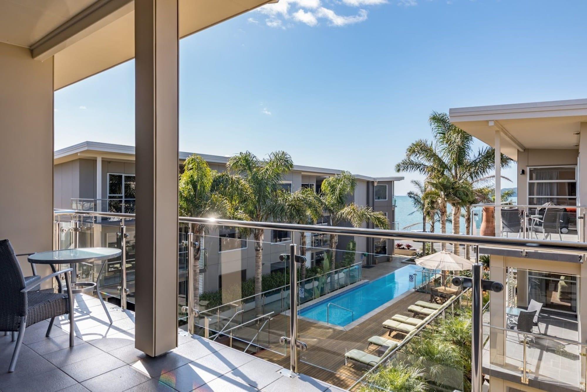 Edgewater Palms Apartments Пейхия Экстерьер фото