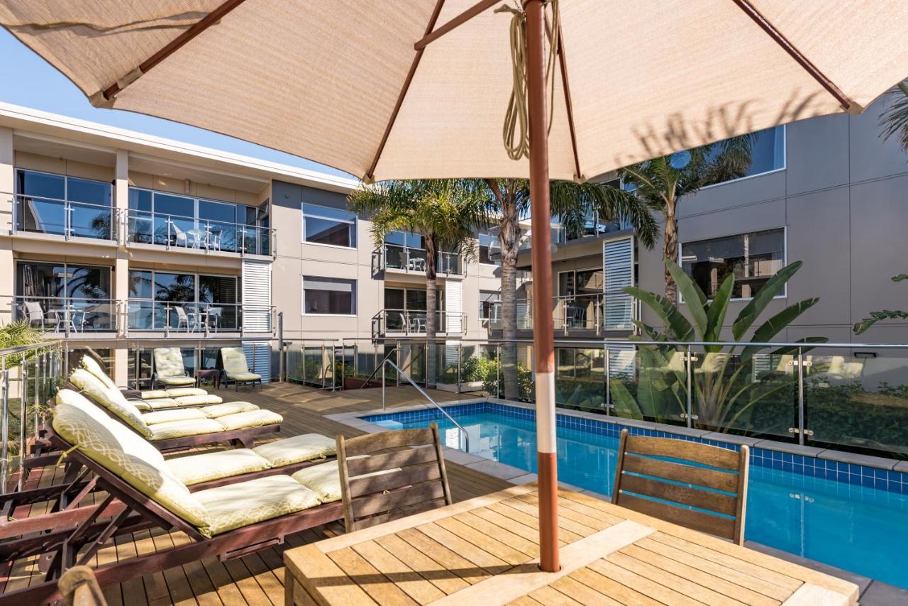 Edgewater Palms Apartments Пейхия Экстерьер фото